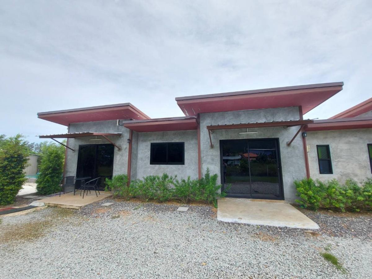 Malinee Resort Strand Bang Tao Exterior foto