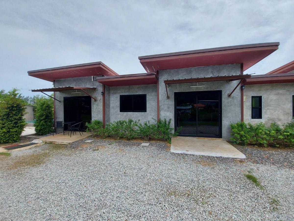 Malinee Resort Strand Bang Tao Exterior foto