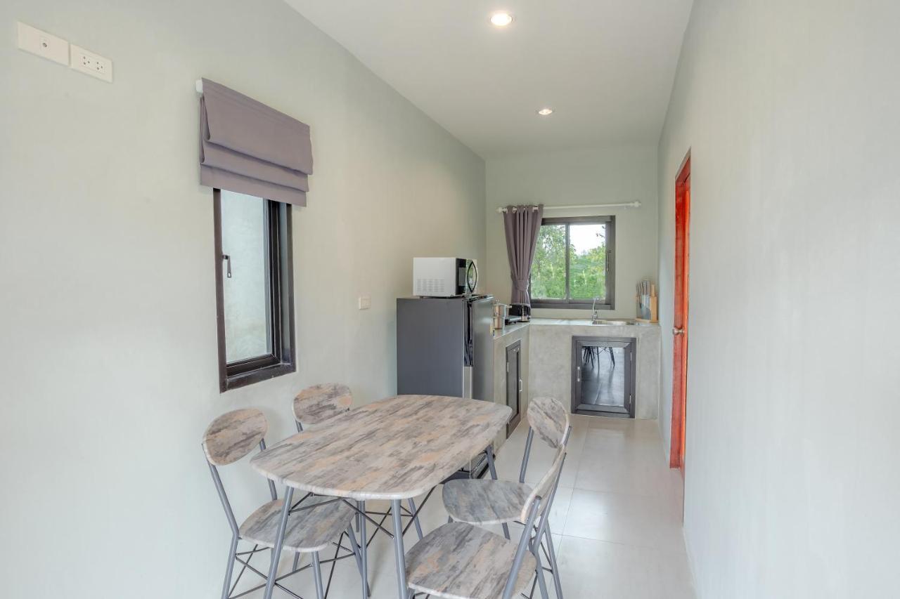 Malinee Resort Strand Bang Tao Exterior foto