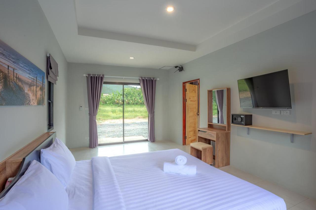 Malinee Resort Strand Bang Tao Exterior foto