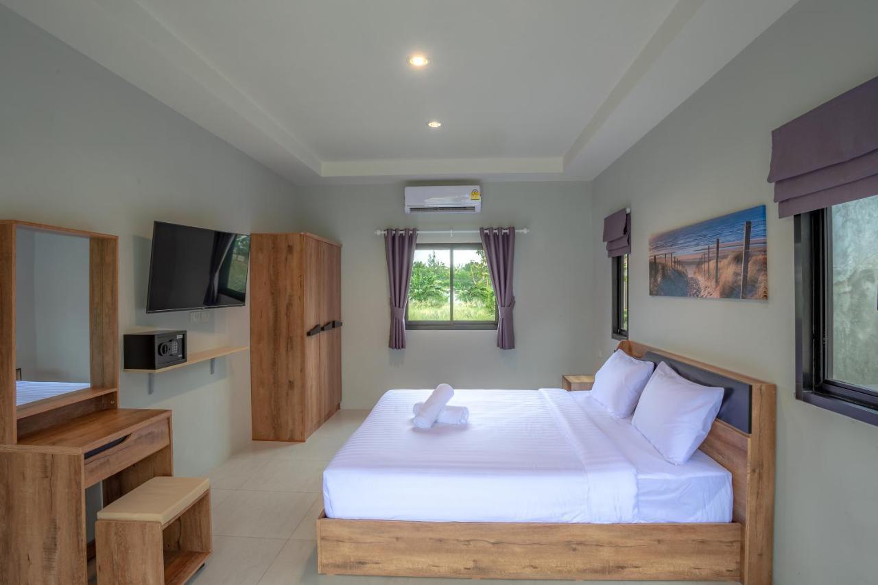 Malinee Resort Strand Bang Tao Exterior foto