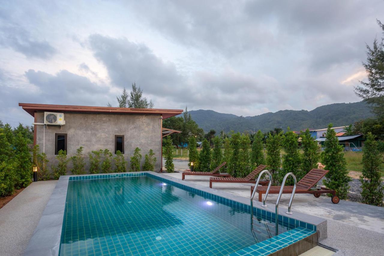 Malinee Resort Strand Bang Tao Exterior foto