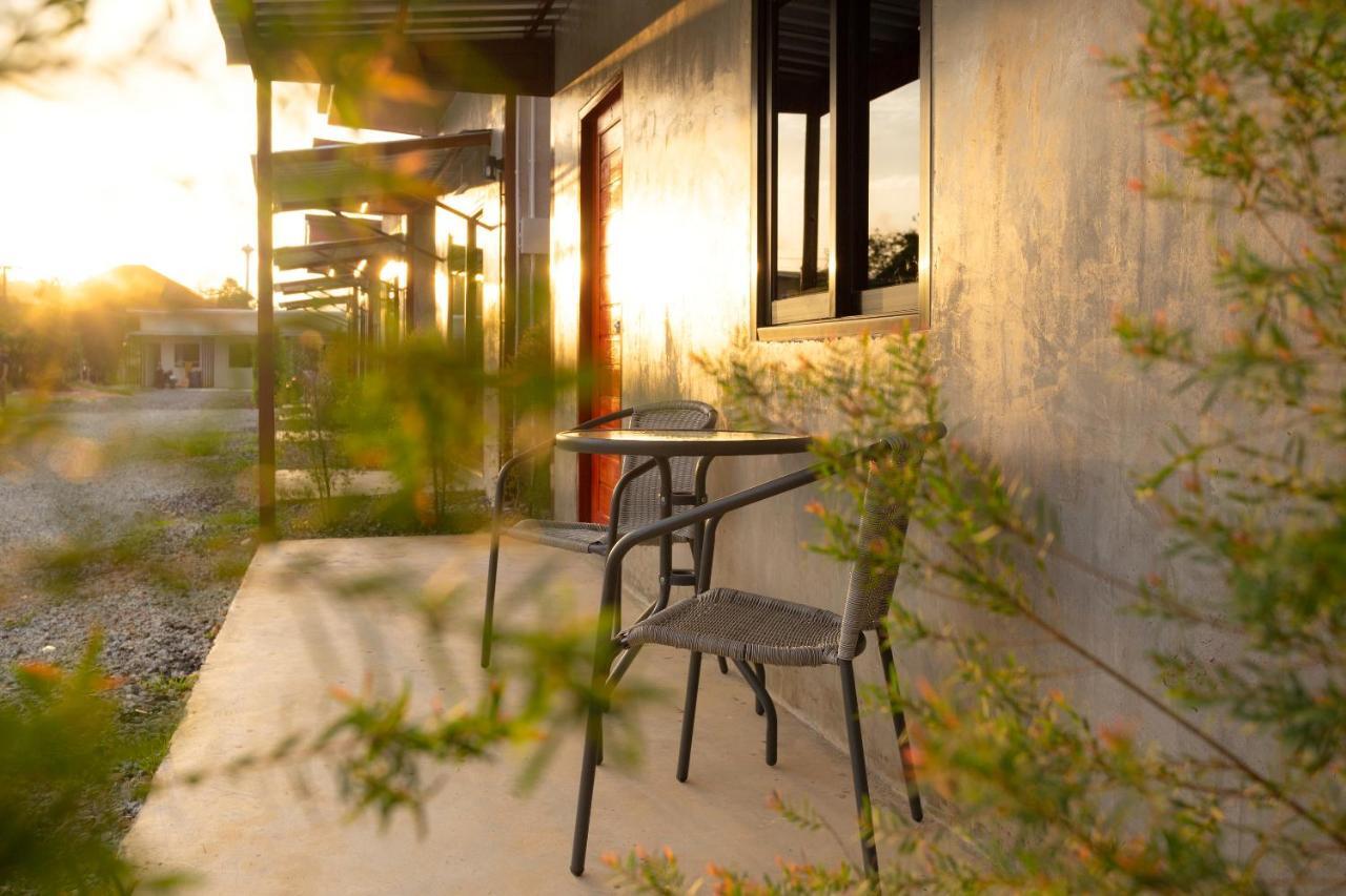 Malinee Resort Strand Bang Tao Exterior foto