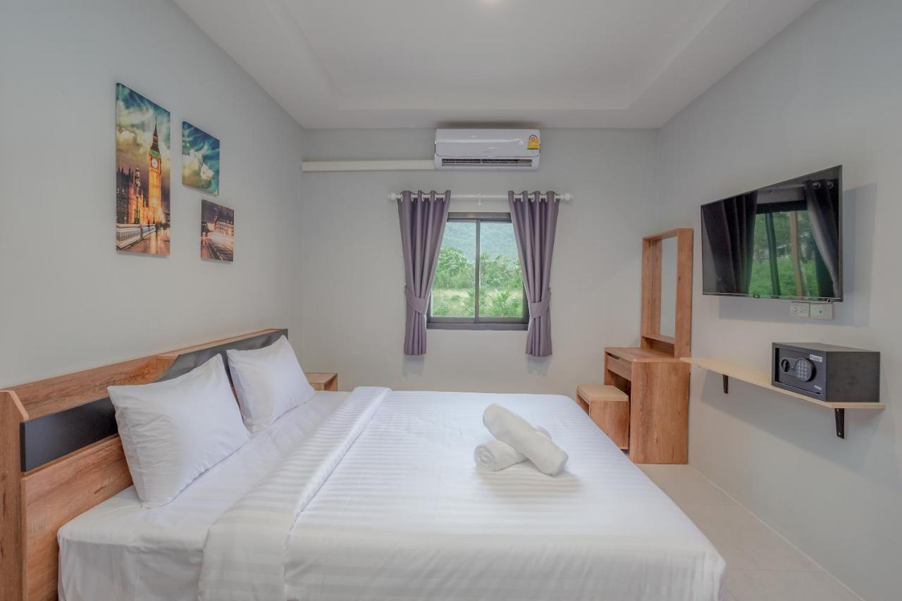 Malinee Resort Strand Bang Tao Exterior foto
